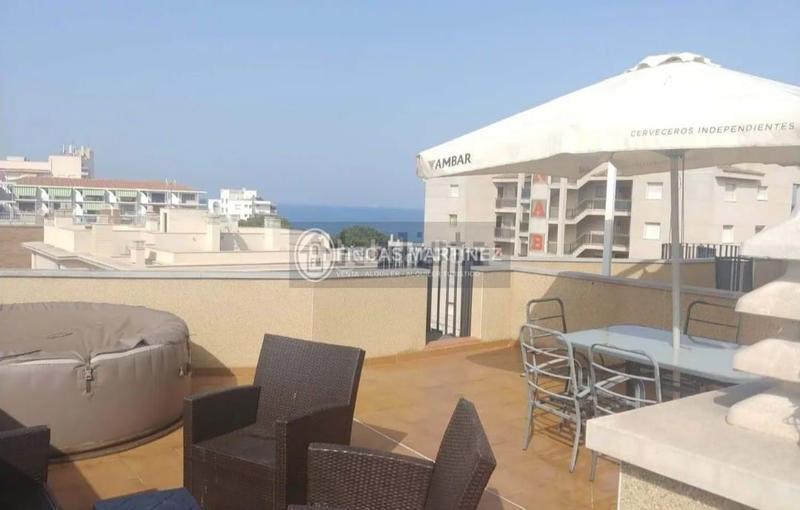 Foto eacc86f9-89cd-4571-8594-500104fc5ea6. Attico con riscaldamento parcheggio piscina in Passeig Marítim Miami Platja