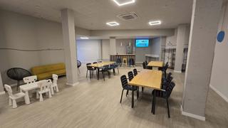 Rent Business premise  Calle foix numero. Se alquila local para eventos totalmente equipado
