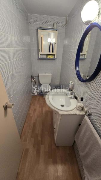 Foto 5eab4fd6-5a5a-44ef-921f-b824af36796e. Piso se vende piso 4 habitaciones semireformado en Cambrils