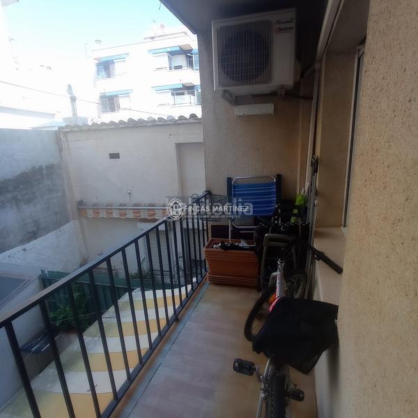 Foto 6a69ce2f-87fa-4609-9fad-ebabf554bd6e. Piso se vende piso 4 habitaciones semireformado en Cambrils