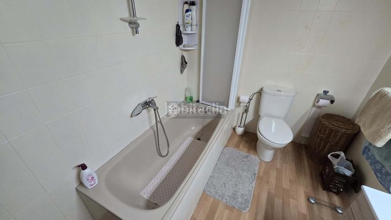 Foto b149f421-40c6-4441-80bb-c424ef97d447. Piso se vende piso 4 habitaciones semireformado en Cambrils