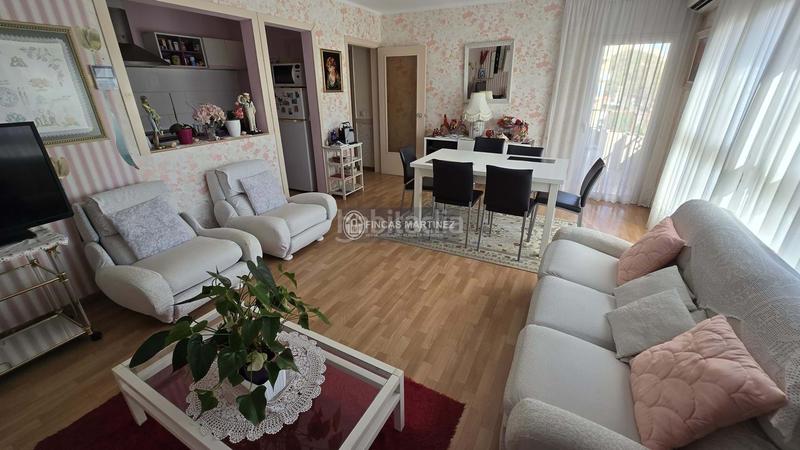 Foto d09b866c-b277-44b3-9950-791ffbbfb55d. Piso se vende piso 4 habitaciones semireformado en Cambrils