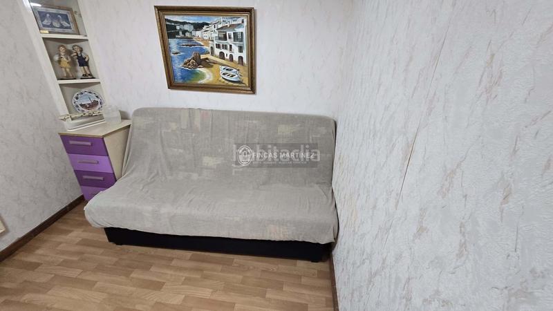 Foto d6c8371b-18ac-42a5-ab47-885bb7ac0d43. Piso se vende piso 4 habitaciones semireformado en Cambrils