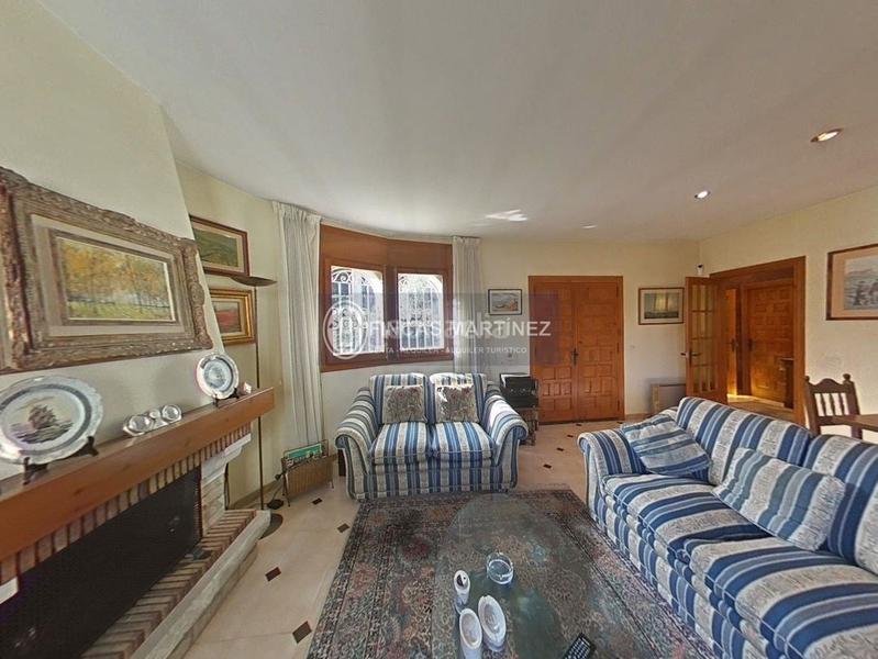 Foto 48cdebb6-0e9b-458c-aaa8-d9e8c5e6d919. Chalet con parcheggio in Vilafortuny Cambrils