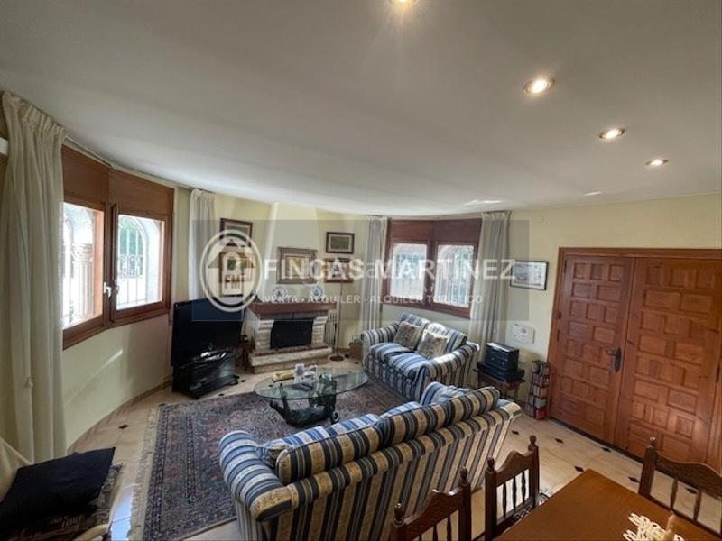 Foto 4ae0dc5f-7578-4d8d-baf3-429aeacf7fda. Chalet con parcheggio in Vilafortuny Cambrils