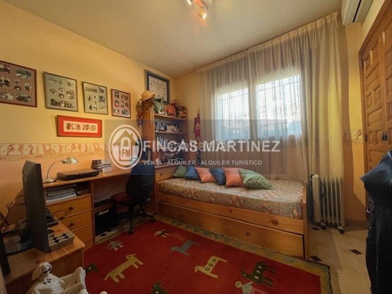 Foto c198d792-508c-4196-bea9-e97a5b274463. Chalet con parcheggio in Vilafortuny Cambrils