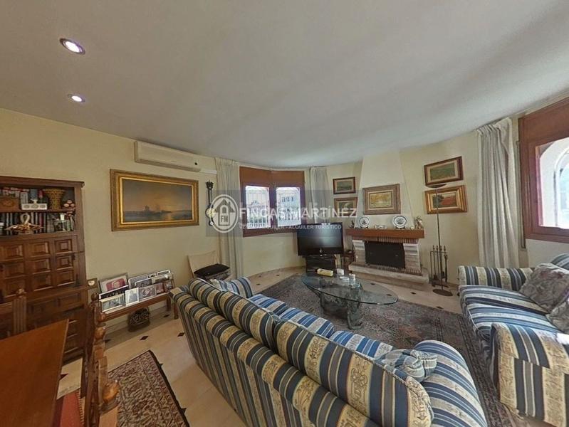 Foto d1727445-c23b-4d24-8ce5-14486b68825c. Chalet con parcheggio in Vilafortuny Cambrils