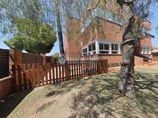 Chalet  Vilafortuny carrer belgrado. Fincas martinez pone en la zona de vilafortunycambrils un inmueb