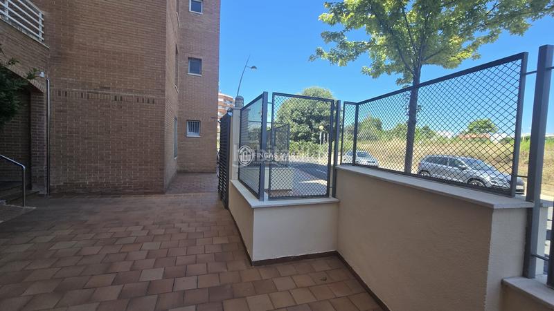 Foto 0973b22b-e467-47a0-9d43-22a7800ec99d. Piso vendemos piso planta baja con salida a la piscina en cambrils zona vinyols gastos muy económicos en Vinyols i els Arcs