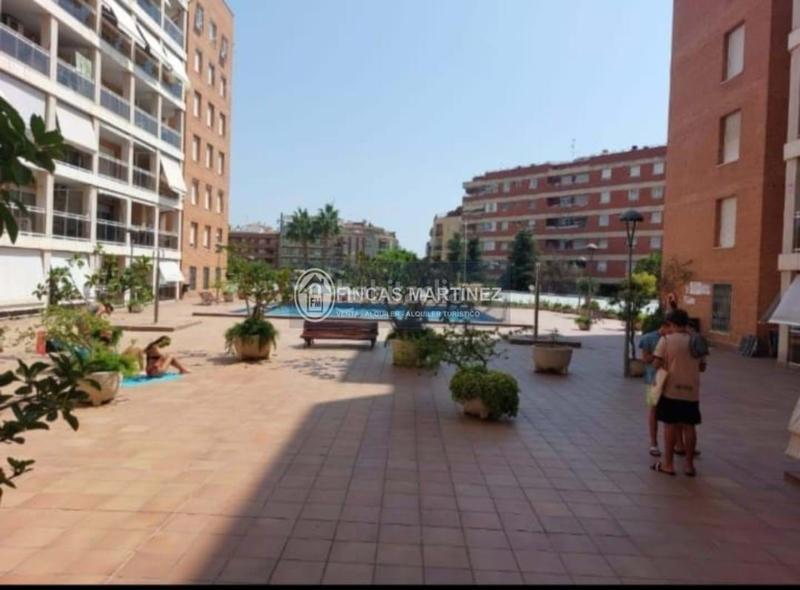 Foto 9b064c2f-bba6-4646-b8ff-9594c95d899d. Piso vendemos piso planta baja con salida a la piscina en cambrils zona vinyols gastos muy económicos en Vinyols i els Arcs