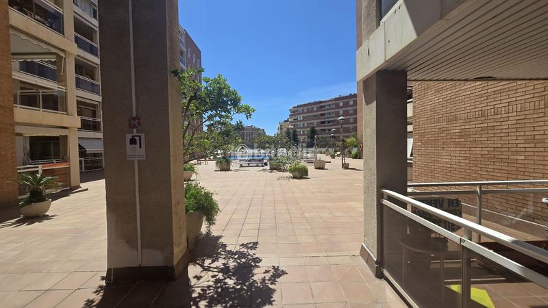 Foto dc0ebdea-618f-4681-85c1-056648a5f210. Piso vendemos piso planta baja con salida a la piscina en cambrils zona vinyols gastos muy económicos en Vinyols i els Arcs