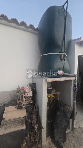 Foto 3871c107-c0b7-4739-b7a4-6f71b0292fe2. Estudio se vende finca con casita a estrenar en el barrio de la cruz, con un ambiente de espacios amplios y en el campo rodea en Castilléjar