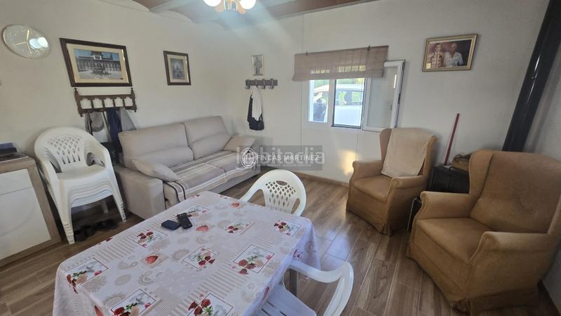 Foto af97519b-047e-4fdf-b3ee-284662e3c3de. Estudio se vende finca con casita a estrenar en el barrio de la cruz, con un ambiente de espacios amplios y en el campo rodea en Castilléjar
