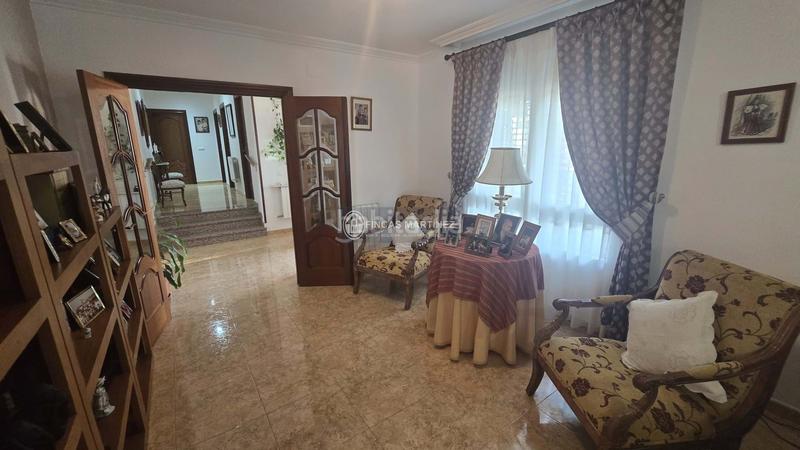 Foto 06848391-df78-4dd8-8124-40f6f0bd9af9. Chalet se vende casa en los olivos pedanía pueblos de granada, paz rural entorno cercano a la capital y aeropuerto en Castilléjar