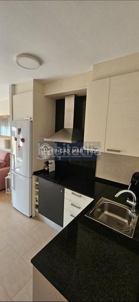Foto 3e458b5b-eee1-4216-a680-8bb1ec57fae8. Piso se vende piso y parquin reformado de 1 habitación 1 baño céntrico en Miami Platja