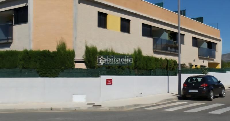 Foto 85206250-c21f-4593-b6a2-dbd76330fa06. Piso se vende piso y parquin reformado de 1 habitación 1 baño céntrico en Miami Platja