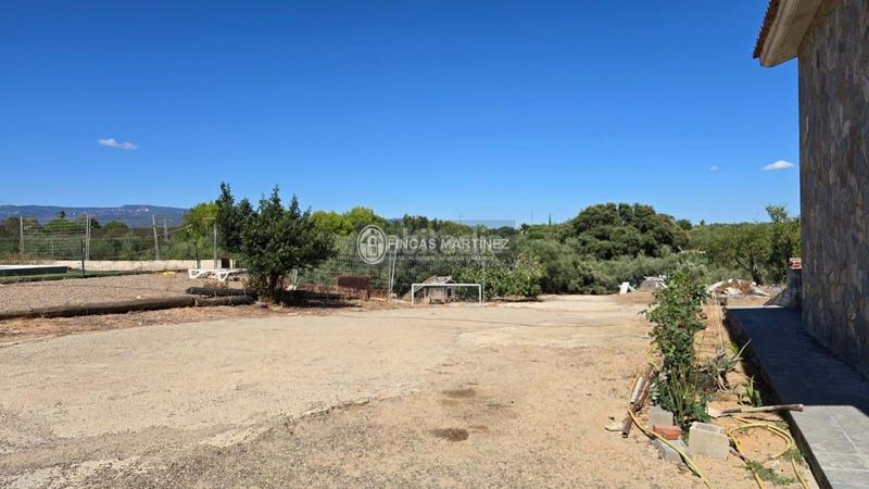 Foto 25779739-025e-4940-819e-40acc6db54d9. Casa amb aparcament a Vinyols i els Arcs