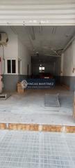 Locale commerciale  Calle joan maragall. Se vende local comercial centrico al lado de grandes superficies