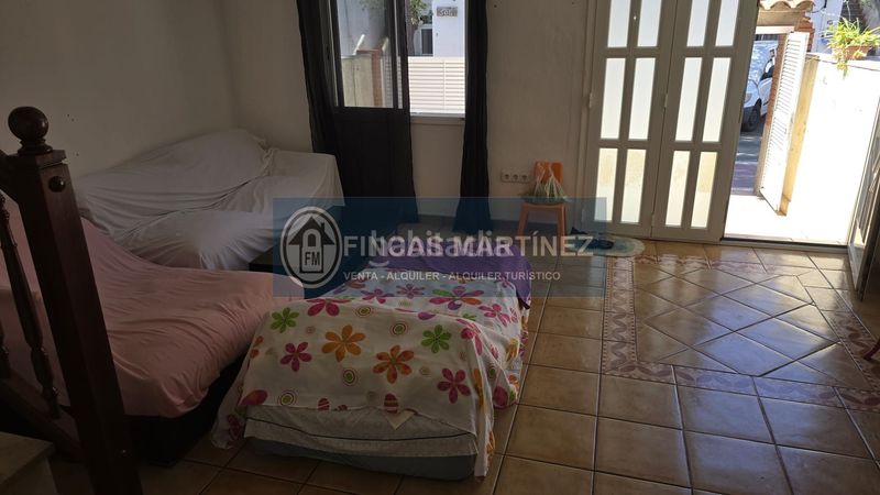 Foto ef762dad-4d87-4a51-94cd-3c0e26db844d. Casa adossada amb aparcament a casc antic - nou Cambrils Cambrils