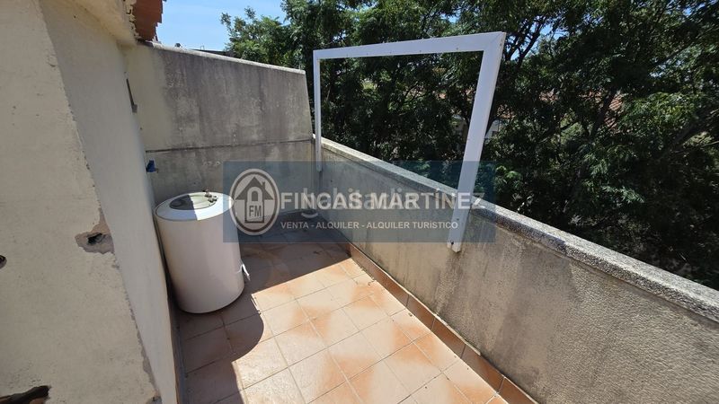 Foto eff1880d-7e0f-42d2-b43c-60e084288472. Casa adossada amb aparcament a casc antic - nou Cambrils Cambrils