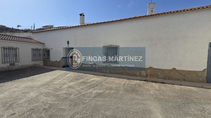 Foto 756076e6-d3d0-4ba6-b99e-738d07040eea. Casa amb aparcament a Castilléjar
