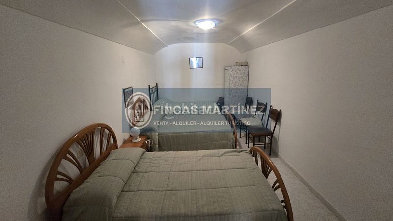 Foto a67a8842-0524-4bd4-9066-86e849b29368. Casa amb aparcament a Castilléjar