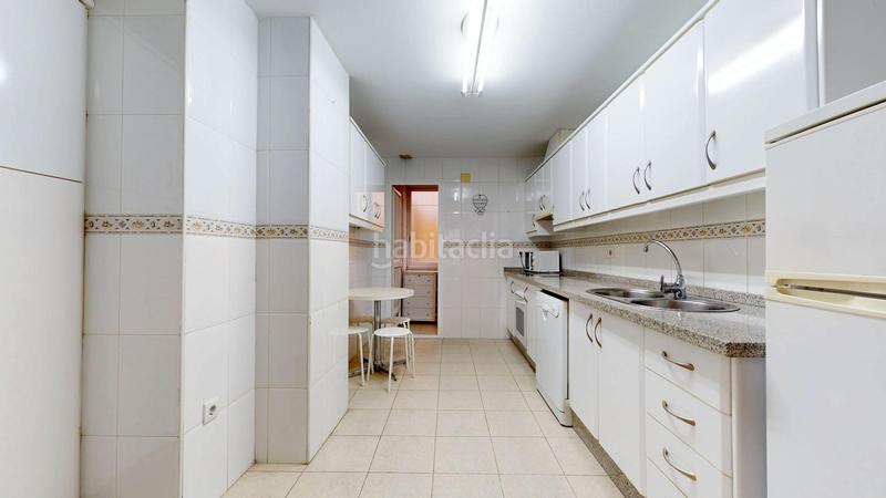 Foto 3f443b30-b92e-4498-9f40-8bb6c0600a02. Piso  luminoso con terraza, trastero y garaje medina azahara, en Córdoba