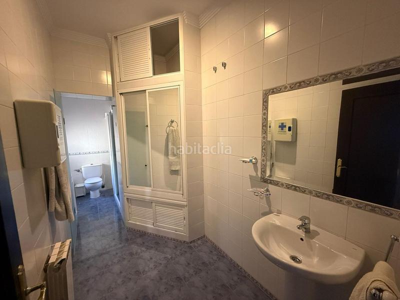 Foto 6cceca70-e392-4247-87cf-1c2e1703f9e0. Chalet exclusivo chalet independiente con piscina y amplio jardín en Écija