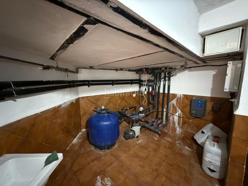 Foto d9fb59e2-4d28-460c-aa8f-d0d53a41309b. Chalet exclusivo chalet independiente con piscina y amplio jardín en Écija