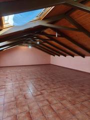 Maison  Calle félix rodríguez de la fuente. Casa en aldea quintana 180 m2 y 3 dormitorios.