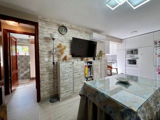 Piso en Santa Rosa - Valdeolleros