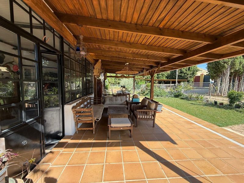 Foto ce98fd36-dd3b-4b64-a7ba-46fc773a17d7. Casa amb aparcament piscina a Mollina