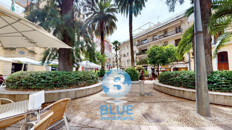 Foto f933a9ee-1e05-4b83-ae48-aa824b746920. Pis amb calefacció aparcament a Centro Córdoba
