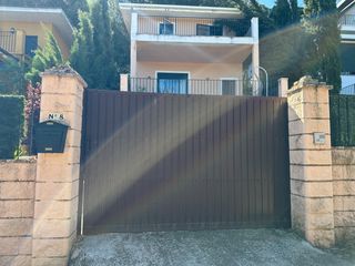 Haus in Santa Maria de Trassierra. Chalet con piscina y vistas a la sierra en trassierra, córdoba