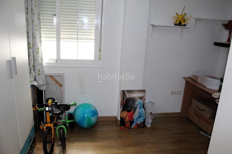 Foto b8ce834f-6116-4246-841c-a559c7467b5d. Pis amb calefacció aparcament a Los Castillejos - La Trinidad Málaga