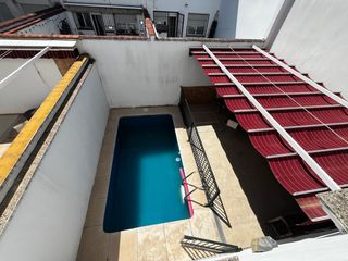 Casa adossada en Pedania 2. Adosado urbano con licencia tur�stica y piscina a la entrada de