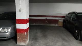Aparcament cotxe a Ciudad Jardín - Zoco. Cochera con ubicación de lujo en av. américa!