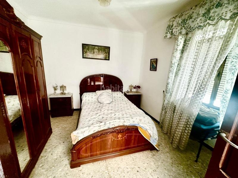 Foto 3a66f758-748e-4313-afc5-f83c04f2c9db. Casa gran casa con excelente ubicación. en Lopera