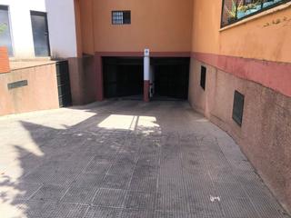 Parking coche en Tablero Bajo - Arruzafilla. En el brillante, plaza de aparcamiento.