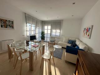 Flat  Calle acera del arrecife. Dplex reformado y exterior con licencia turstica a 5 minutos a