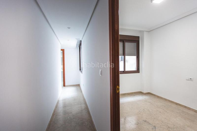 Foto 0f429cf1-bd36-47cb-9189-102283ac9ed9. Piso en calle cañito bazán 2 magnifica vivienda, situada en avda. cañito bazan. 3 dormitorios, 2 baños, cochera, trast y piscina. en Córdoba