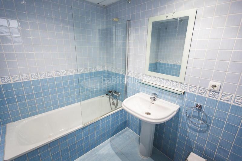 Foto 1c36106f-9b5f-4b98-b3bd-1d7f00481595. Piso en calle cañito bazán 2 magnifica vivienda, situada en avda. cañito bazan. 3 dormitorios, 2 baños, cochera, trast y piscina. en Córdoba