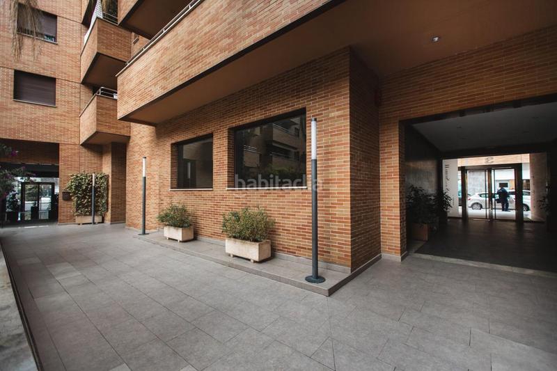 Foto 869710f1-7398-4c92-b0fd-664f48c50cea. Piso en calle cañito bazán 2 magnifica vivienda, situada en avda. cañito bazan. 3 dormitorios, 2 baños, cochera, trast y piscina. en Córdoba