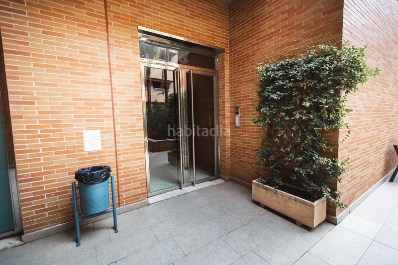 Foto a55b5878-40bd-42da-bdf5-b0bc38bdd8e0. Piso en calle cañito bazán 2 magnifica vivienda, situada en avda. cañito bazan. 3 dormitorios, 2 baños, cochera, trast y piscina. en Córdoba