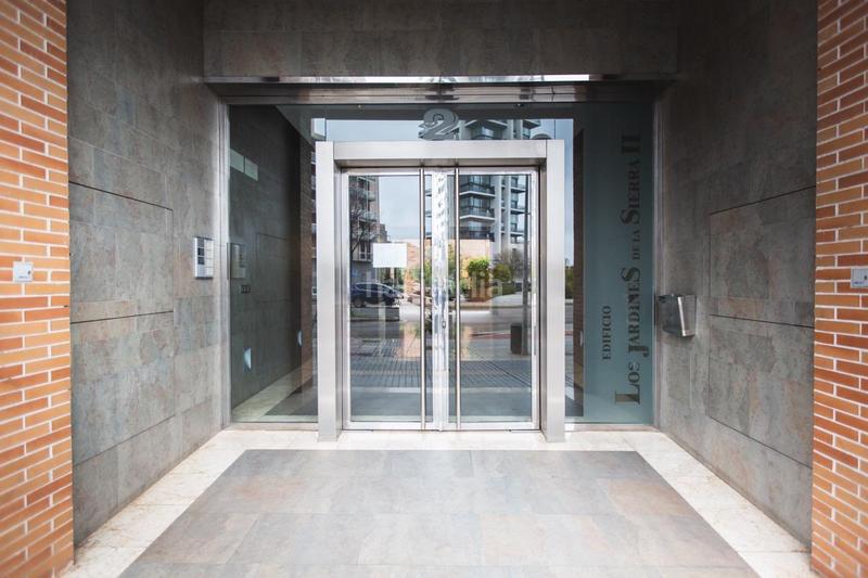 Foto bd68a526-e5bd-4e25-856c-58f59384d61f. Piso en calle cañito bazán 2 magnifica vivienda, situada en avda. cañito bazan. 3 dormitorios, 2 baños, cochera, trast y piscina. en Córdoba