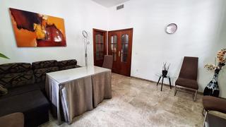Piso  Calle de la escañuela. Piso seminuevo cerca de salesianos y plaza de la magdalena!!