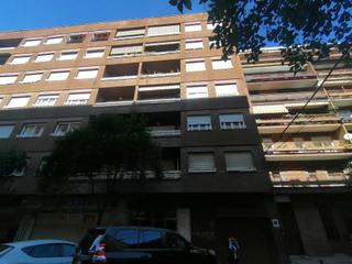 Flat en Villa de rota 1. Magnfico piso en plena avenida de medina azahara con cochera y