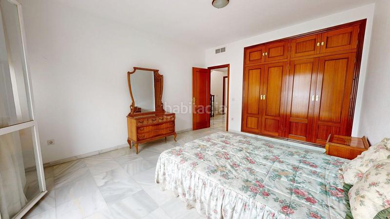 Foto 54f172c6-7549-48ac-b5cf-10fe585df630. Casa adosada , situada en los olivos borrachos. de 5 dormitorios, 2 baños, aseo y amplias terrazas. en Córdoba
