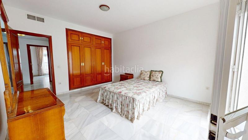 Foto 650cb00f-5fbc-41b1-9583-5e4d83331f1d. Casa adosada , situada en los olivos borrachos. de 5 dormitorios, 2 baños, aseo y amplias terrazas. en Córdoba
