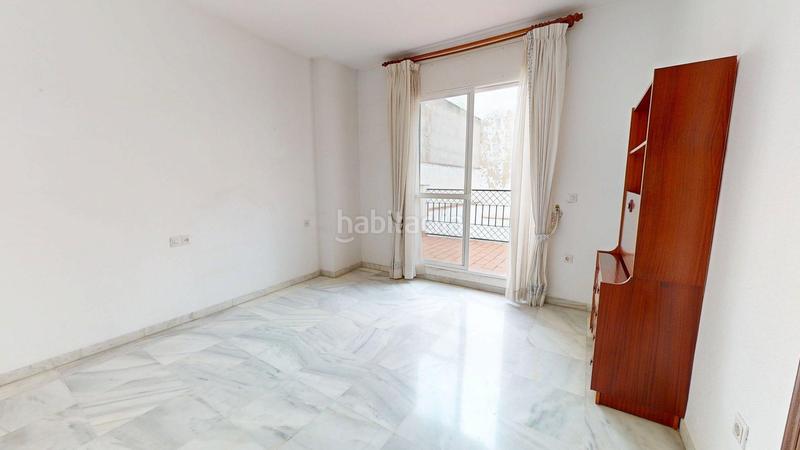 Foto f1e7f443-7c23-41d5-93de-d78ec6747607. Casa adosada , situada en los olivos borrachos. de 5 dormitorios, 2 baños, aseo y amplias terrazas. en Córdoba